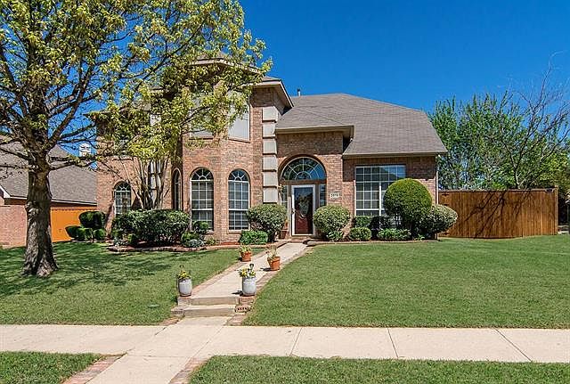 1st image of 2614 Saint Michelle Ln