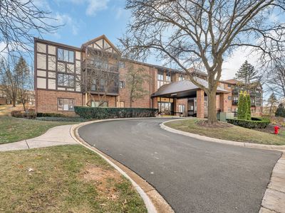 7737 W Golf Dr APT 204, Palos Heights, IL, 60463
