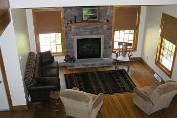 4th image of 28 Constitution Way
