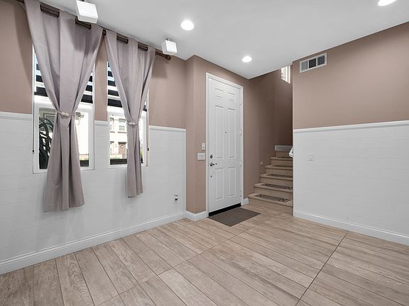 5th image of 189 Olive Ave
