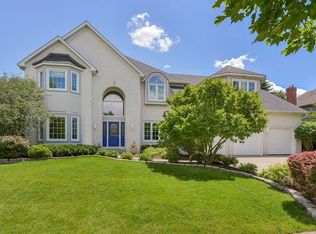 1708 Robert Ln, Naperville, IL