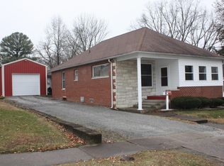 1108 E Elm St, West Frankfort, IL 62896