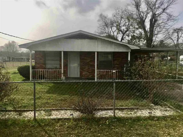 605 Perch St, Atmore, AL 36502