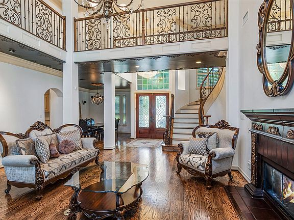 4th image of 13102 Springmint Ct