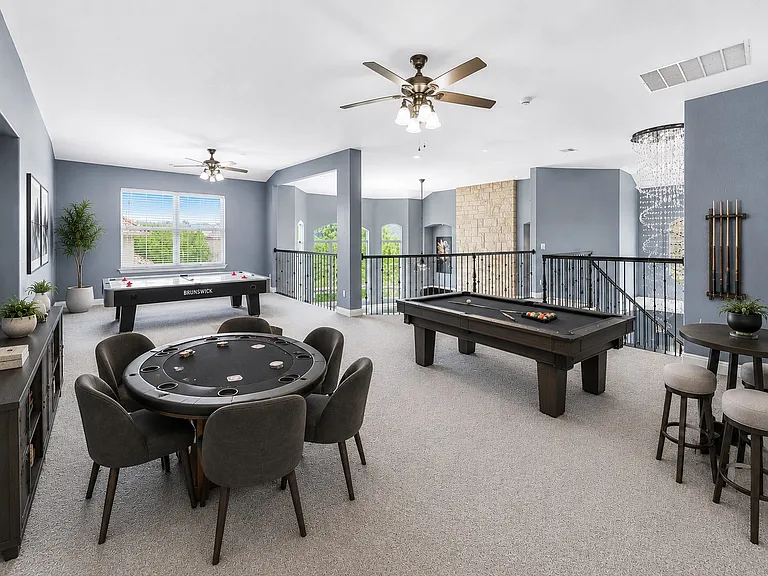 5946 Bradley Ct — Photo 19