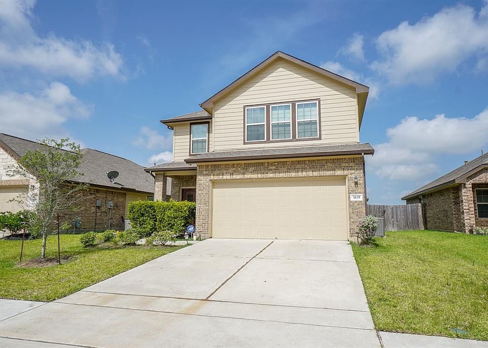 1st image of 3635 Sumner Lodge Dr