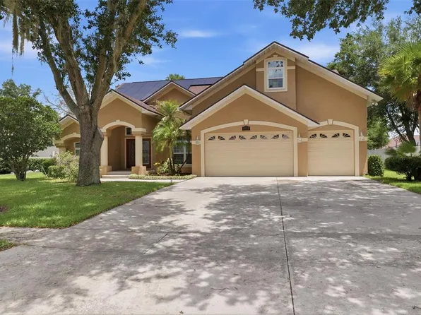 2112 Heritage Crest Dr, Valrico, FL 33594