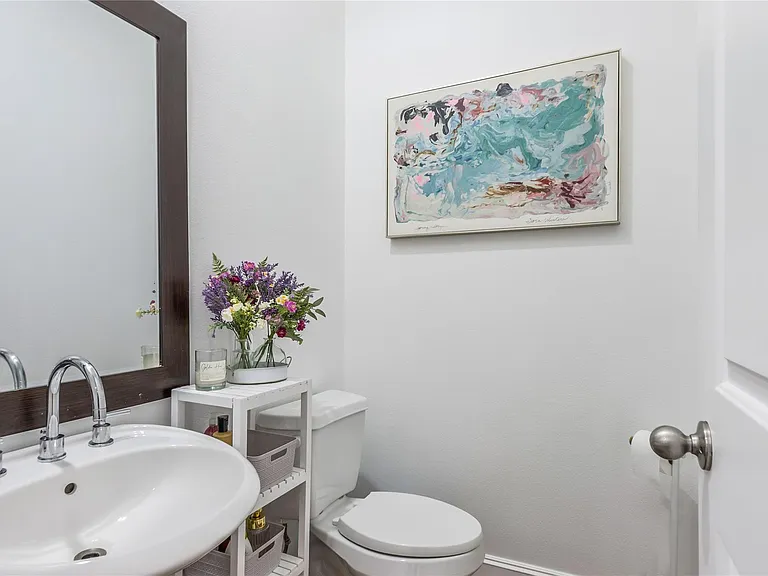 8817 Lakeshore Bend Dr — Photo 16