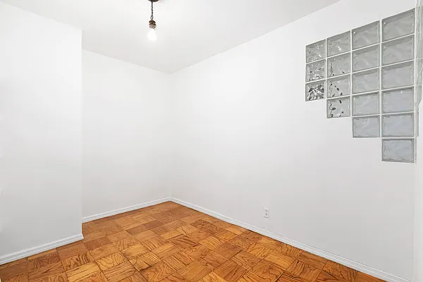 Sold by Compass | media 20