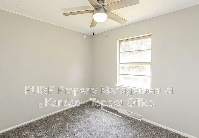 2416 SW 25th Dr — Photo 16