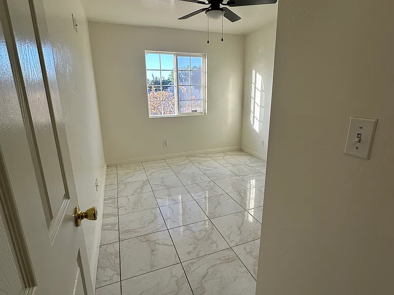 2901 Belhaven St — Photo 14