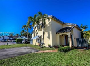 2500 SW 113th Ct, Miami, FL 33165