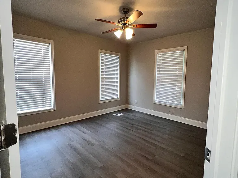 4048 Winfield Ave — Photo 16