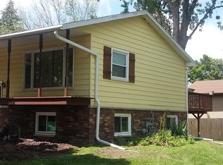 1310 W Satinwood Ln, Whitewater, WI 53190
