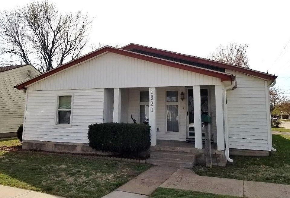 1st image of 1320 N B St