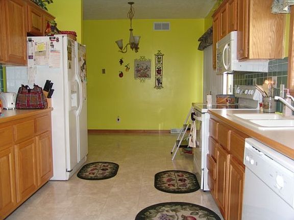 Kitchen & Dinning Room