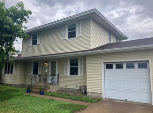 7524 Noble Ave N, Brooklyn Park, MN 55443