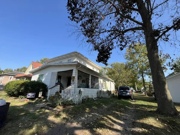 803 W Chestnut St, Mount Vernon, OH 43050