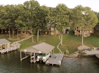 517 Grand Ridge Dr, Howard, OH 43028