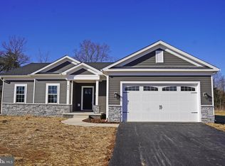 625 Jacobs Rd, Martinsburg, WV 25404