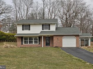 395 Laurie Ave, Hummelstown, PA 17036