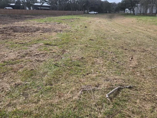 3828 County Road 326, Alvin, TX 77511