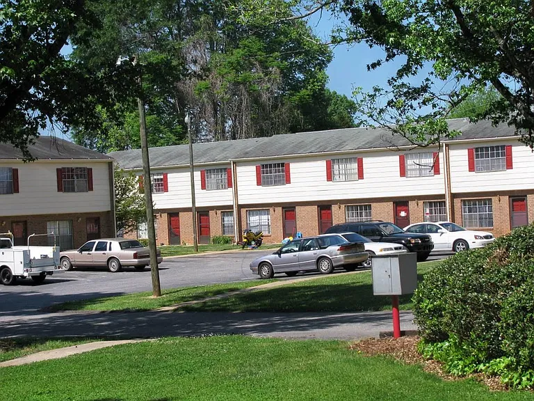 Quiet, 25 unit community