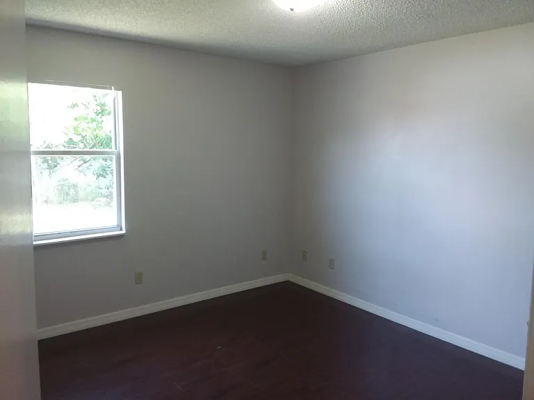 161 SW Grimaldo Ter — Photo 9
