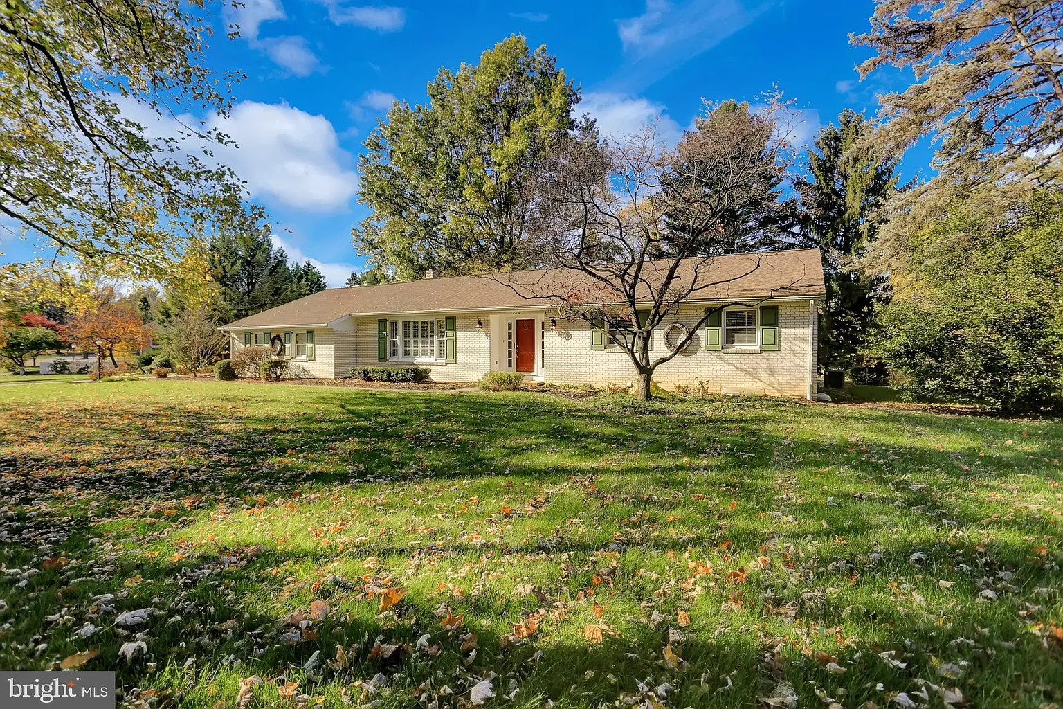 283 Overhill Dr photo 1