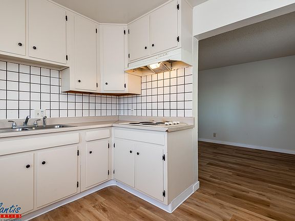 2nd image of 1353 San Tomas Aquino Pkwy APT 1
