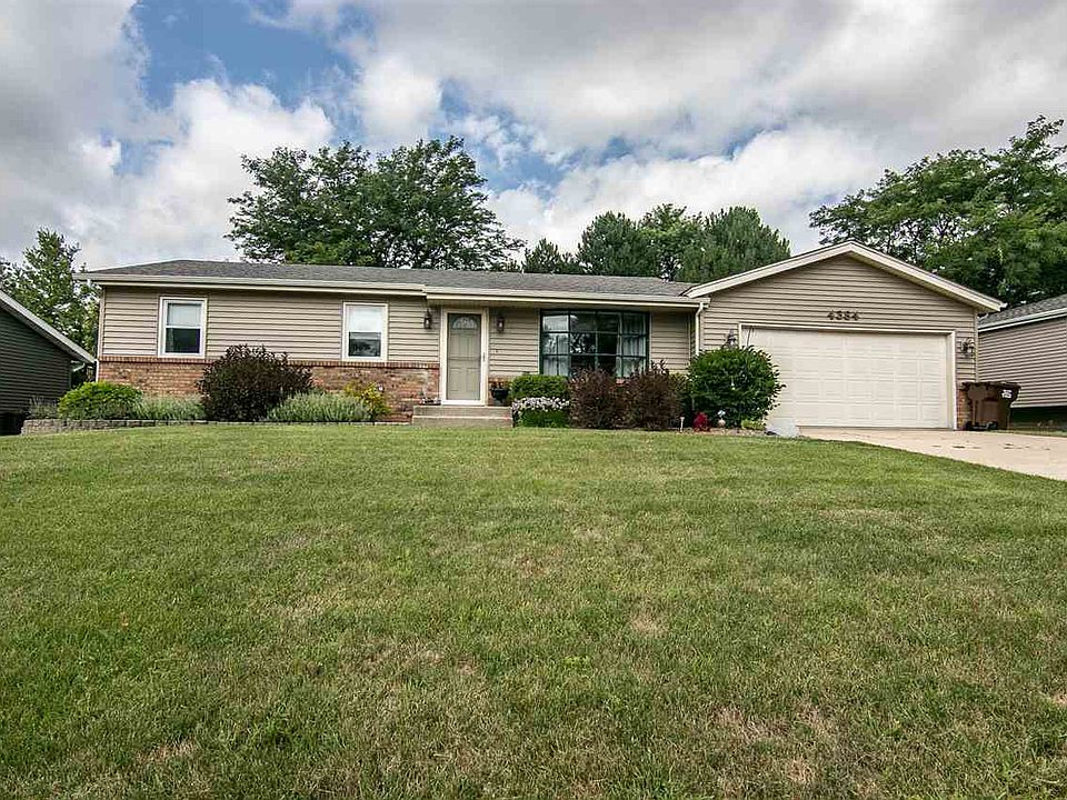 1st image of 4384 Applewood Ln