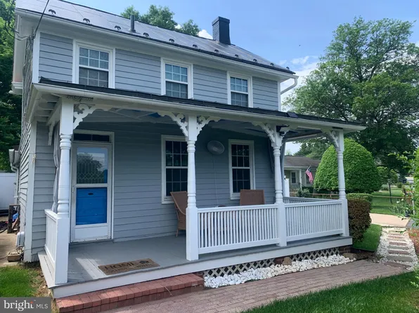 239 Old Waterford Rd NW, Leesburg, VA 20176