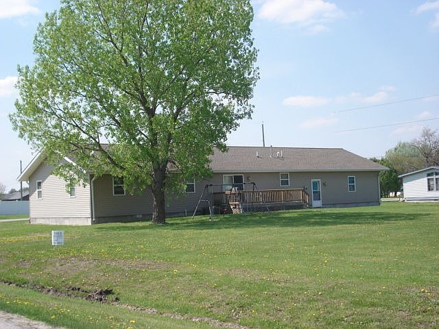 2nd image of 515 S 15th St