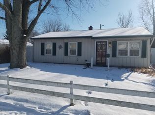 8239 Meadowlark Dr, Indianapolis, IN