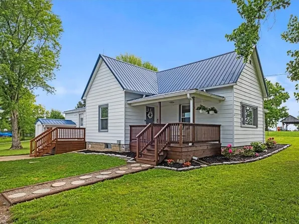 5210 Fairview Ave, Smithville, MO 64089