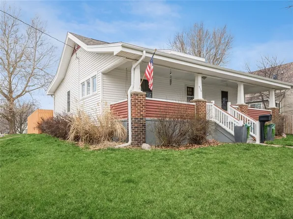 514 S Roche St, Knoxville, IA 50138