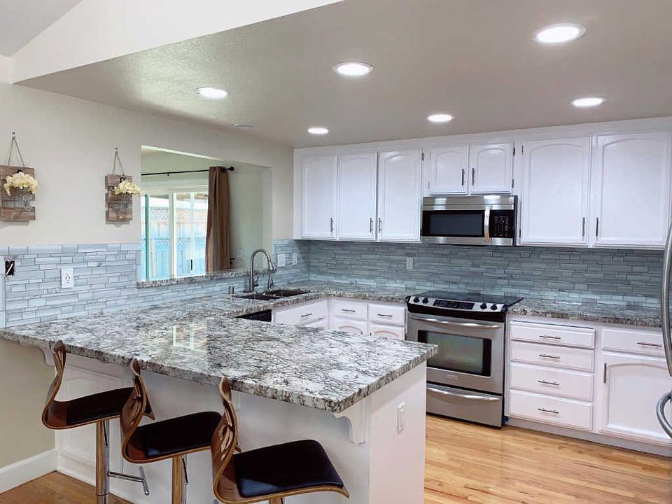 1st image of 191 Bender Cir