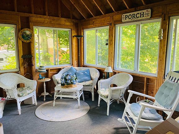 4th image of 102 Sanborn Road