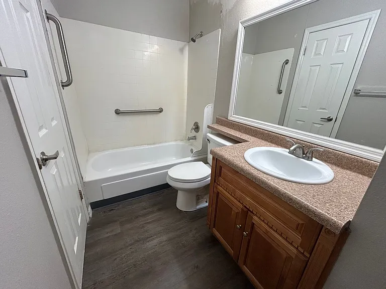 1695 Lee Rd #A103 — Photo 8