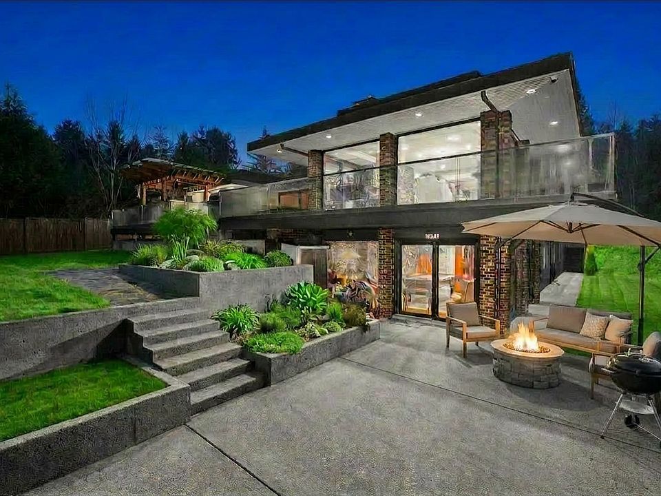 1st image of 1162 Chartwell Cres