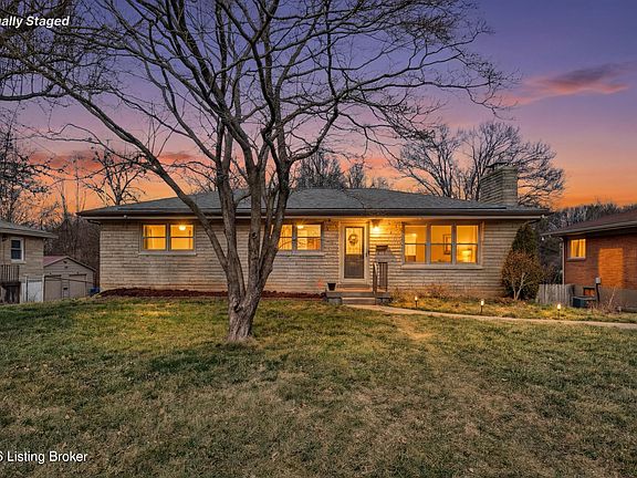 2nd image of 5917 Bay Pine Dr