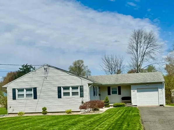 60 Dalewood Road, Newington, CT 06111