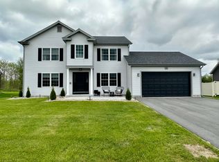 44 Independence Dr, Plattsburgh, NY 12901