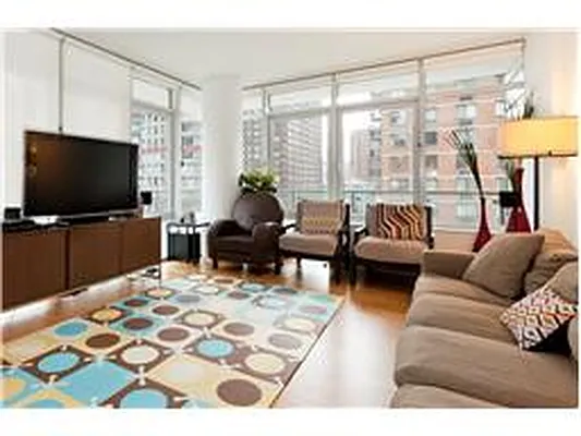 Rented by Douglas Elliman | media 68