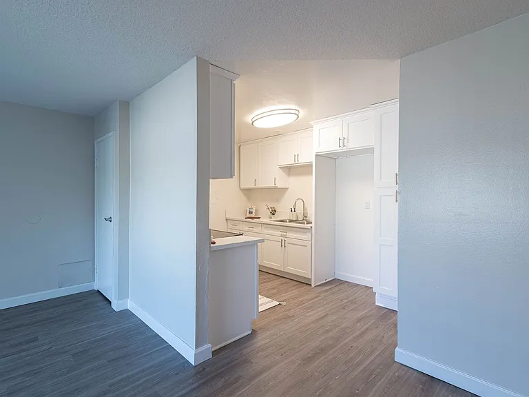 MAGNOLIA WEST APARTMENTS- RIVERSIDE, CA — Photo 113