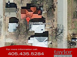 328 N Park Ave #PENTHOUSE, Shawnee, OK 74801