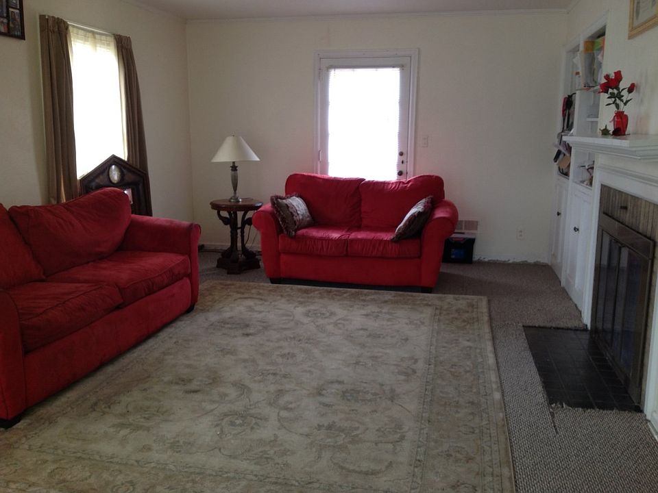 1st image of 1477 Leahy St