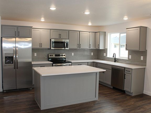 2nd image of 4924 W Lesina St