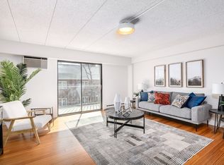 125 Pleasant St APT 205, Brookline, MA 02446