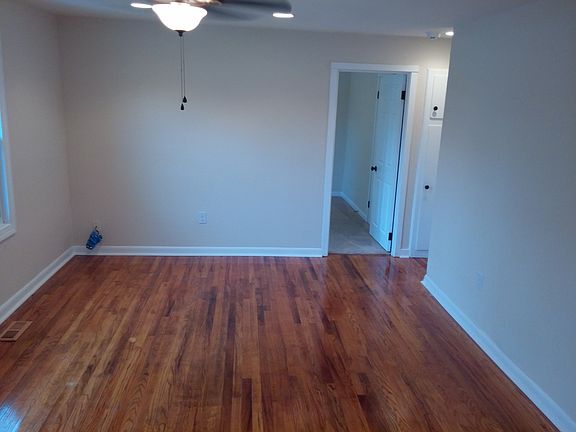 5th image of 903 Bold St
